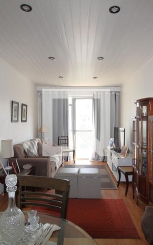 Apartamento à venda com 100m², 2 quartos e 1 vagaSala