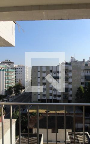 Apartamento à venda com 100m², 2 quartos e 1 vagaVaranda da suíte