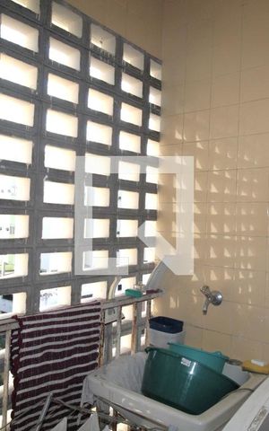 Apartamento à venda com 100m², 2 quartos e 1 vagaÁrea de serviço