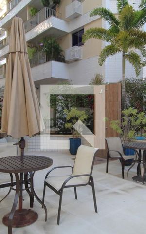 Apartamento à venda com 100m², 2 quartos e 1 vagaÁrea comum - Piscina