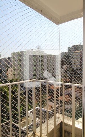 Apartamento à venda com 100m², 2 quartos e 1 vagaVaranda da sala