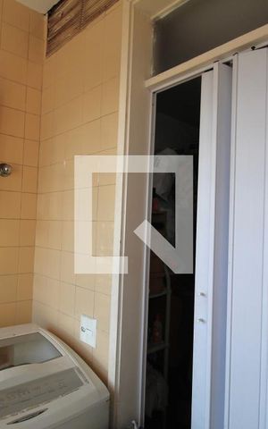 Apartamento à venda com 100m², 2 quartos e 1 vagaÁrea de serviço - Quarto e banheiro