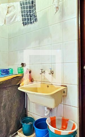 Casa à venda com 214m², 3 quartos e 4 vagas Casa à venda com 214m², 3 quartos e 4 vagasÁrea de Serviço