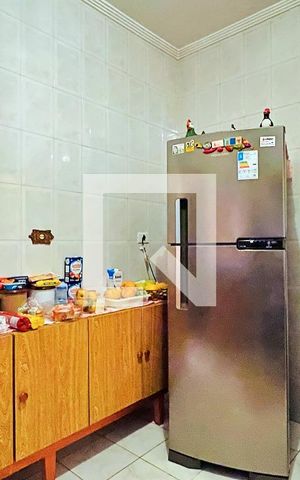 Casa à venda com 214m², 3 quartos e 4 vagas Casa à venda com 214m², 3 quartos e 4 vagasCozinha