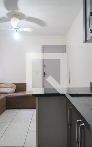 Apartamento à venda com 38m², 2 quartos e 1 vaga Apartamento à venda com 38m², 2 quartos e 1 vagaCozinha