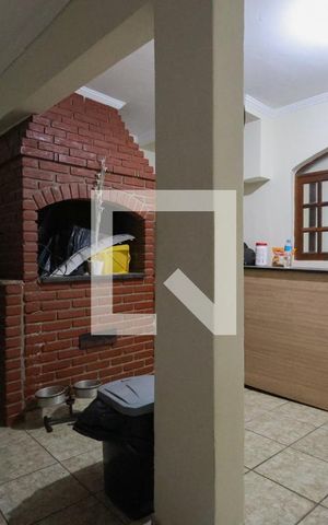 Casa à venda com 500m², 3 quartos e 4 vagas Casa à venda com 500m², 3 quartos e 4 vagasChurrasqueira 2