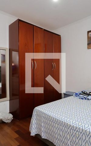 Casa à venda com 500m², 3 quartos e 4 vagas Casa à venda com 500m², 3 quartos e 4 vagasQuarto 1