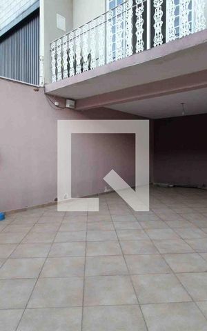 Casa para alugar com 186m², 4 quartos e 2 vagasGaragem