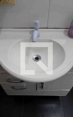 Casa para alugar com 186m², 4 quartos e 2 vagasBanheiro 1