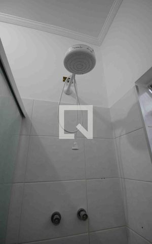 Casa para alugar com 186m², 4 quartos e 2 vagasBanheiro 1