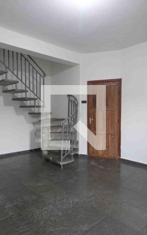 Casa para alugar com 186m², 4 quartos e 2 vagasSala
