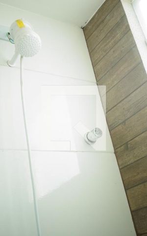 Apartamento à venda com 80m², 2 quartos e 1 vagaBANHEIRO