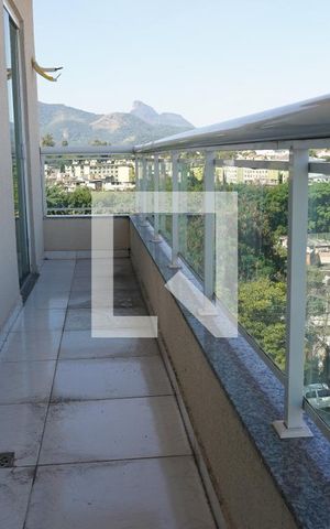 Apartamento à venda com 77m², 1 quarto e 1 vagaVaranda