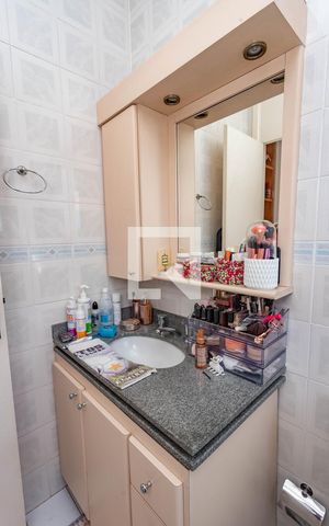 Casa de condomínio à venda com 192m², 3 quartos e 4 vagas Casa de condomínio à venda com 192m², 3 quartos e 4 vagasBanheiro do Quarto 1