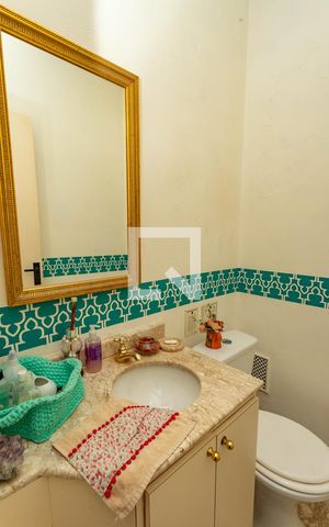 Casa de condomínio à venda com 192m², 3 quartos e 4 vagas Casa de condomínio à venda com 192m², 3 quartos e 4 vagasLavabo