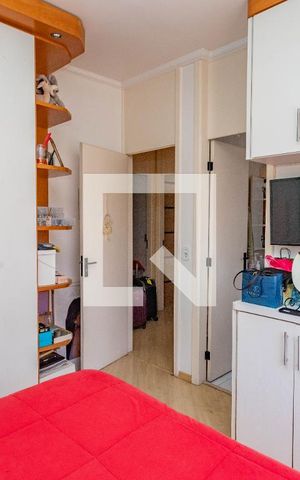 Casa de condomínio à venda com 192m², 3 quartos e 4 vagas Casa de condomínio à venda com 192m², 3 quartos e 4 vagasQuarto 1