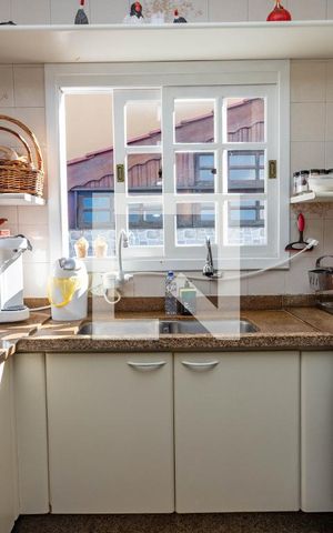 Casa de condomínio à venda com 192m², 3 quartos e 4 vagas Casa de condomínio à venda com 192m², 3 quartos e 4 vagasCozinha
