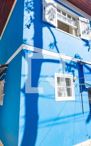 Casa de condomínio à venda com 192m², 3 quartos e 4 vagas Casa de condomínio à venda com 192m², 3 quartos e 4 vagasÁrea Externa