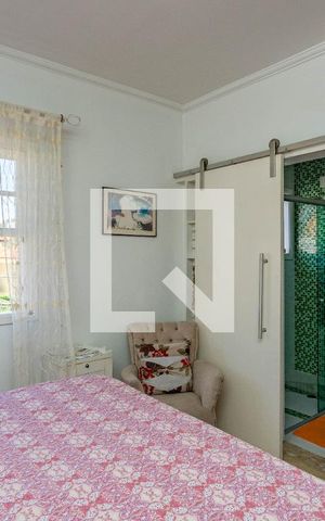 Casa de condomínio à venda com 192m², 3 quartos e 4 vagas Casa de condomínio à venda com 192m², 3 quartos e 4 vagasQuarto 3