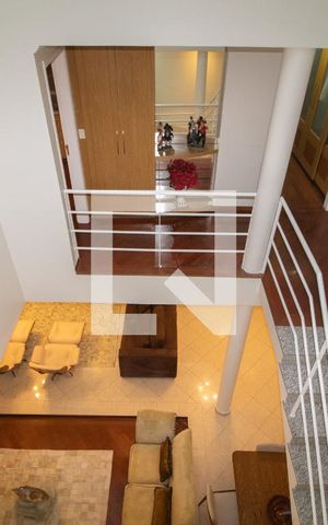 Casa à venda com 380m², 5 quartos e 5 vagas Casa à venda com 380m², 5 quartos e 5 vagasVista do 3° andar
