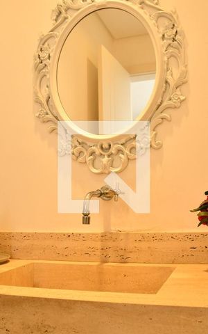 Casa de condomínio para alugar com 370m², 4 quartos e 6 vagasLavabo