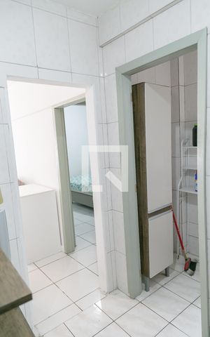 Apartamento à venda com 66m², 2 quartos e sem vaga Apartamento à venda com 66m², 2 quartos e sem vagaCozinha