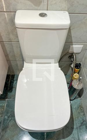 Apartamento à venda com 53m², 2 quartos e 1 vaga Apartamento à venda com 53m², 2 quartos e 1 vagaBanheiro