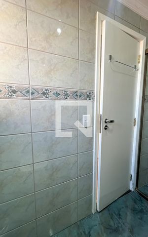Apartamento à venda com 53m², 2 quartos e 1 vaga Apartamento à venda com 53m², 2 quartos e 1 vagaBanheiro