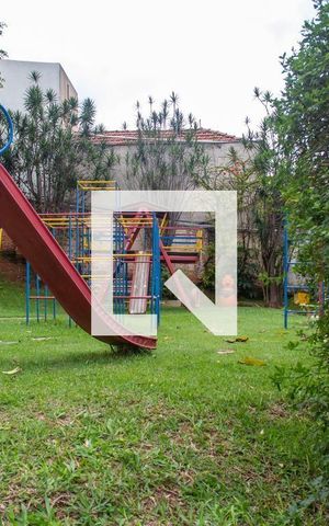 Apartamento à venda com 53m², 2 quartos e 1 vaga Apartamento à venda com 53m², 2 quartos e 1 vagaÁrea comum - Playground