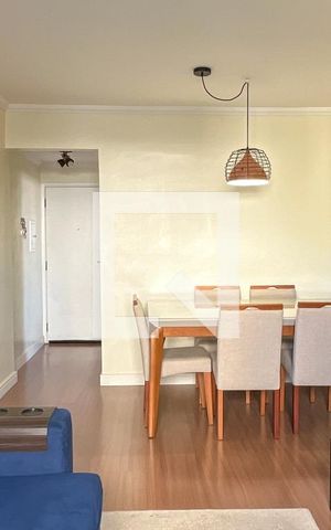 Apartamento à venda com 53m², 2 quartos e 1 vaga Apartamento à venda com 53m², 2 quartos e 1 vagaSala