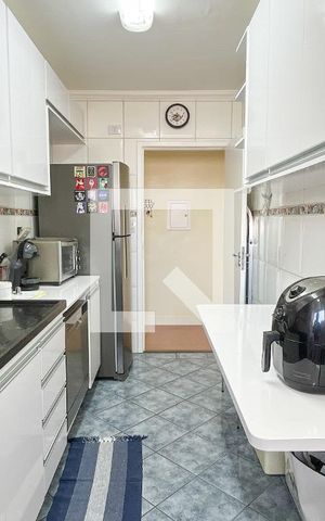Apartamento à venda com 53m², 2 quartos e 1 vaga Apartamento à venda com 53m², 2 quartos e 1 vagaCozinha