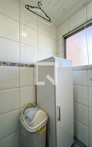 Apartamento à venda com 53m², 2 quartos e 1 vaga Apartamento à venda com 53m², 2 quartos e 1 vagaÁrea de Serviço