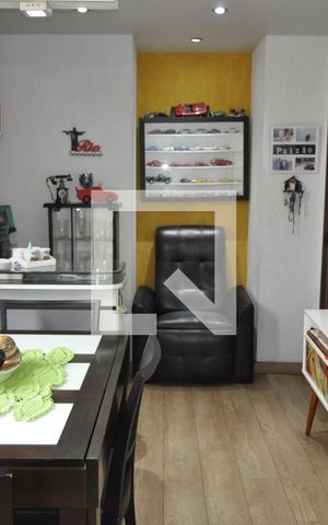Apartamento à venda com 72m², 3 quartos e 1 vagaSala