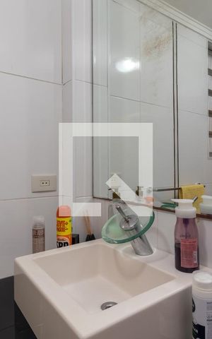 Apartamento à venda com 85m², 2 quartos e sem vagaBanheiro