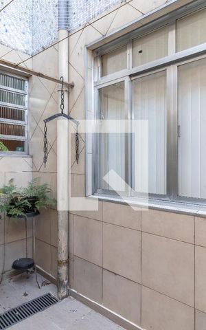 Apartamento à venda com 85m², 2 quartos e sem vagaÁrea de Serviço