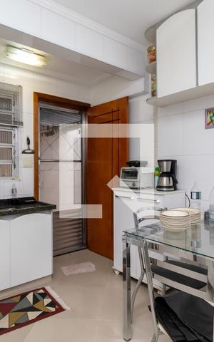 Apartamento à venda com 85m², 2 quartos e sem vagaCozinha