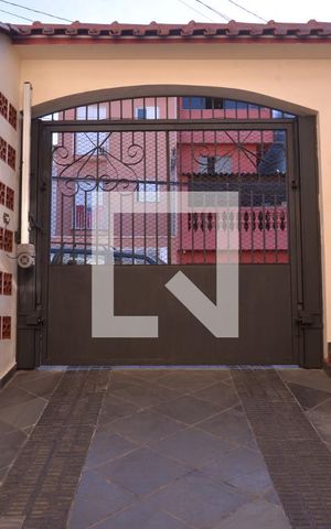 Casa à venda com 236m², 4 quartos e 6 vagasGaragem