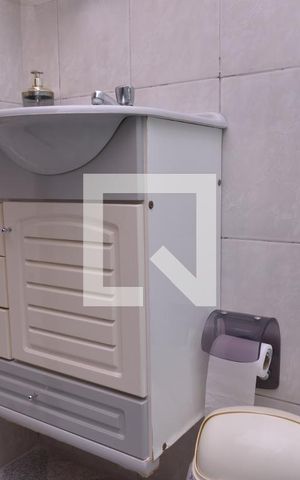 Casa à venda com 236m², 4 quartos e 6 vagasBanheiro Social