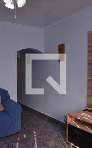 Casa à venda com 236m², 4 quartos e 6 vagasSala