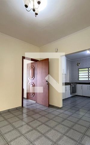 Casa à venda com 250m², 3 quartos e 4 vagas Casa à venda com 250m², 3 quartos e 4 vagasSala de Jantar