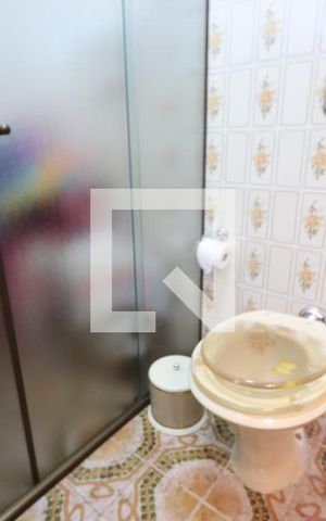 Casa à venda com 400m², 3 quartos e 12 vagasBanheiro da Suíte 2