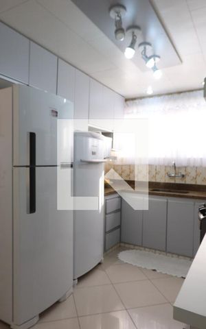 Casa à venda com 400m², 3 quartos e 12 vagasCozinha