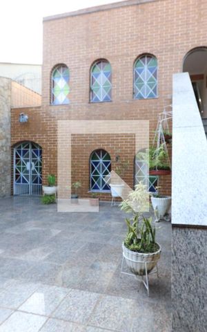 Casa à venda com 400m², 3 quartos e 12 vagasQuintal e Lazer
