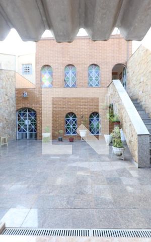 Casa à venda com 400m², 3 quartos e 12 vagasQuintal e Lazer