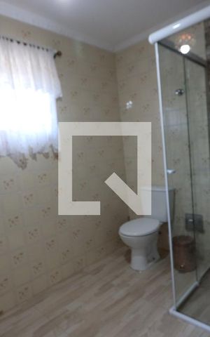Casa à venda com 400m², 3 quartos e 12 vagasBanheiro de serviço