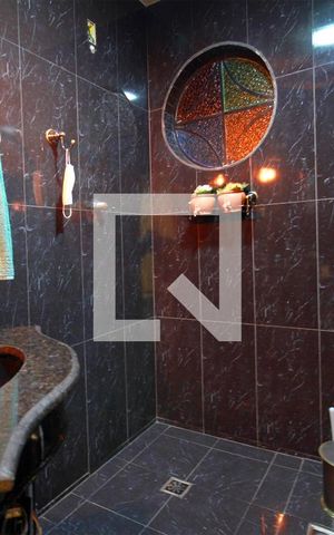 Casa para alugar com 265m², 5 quartos e 2 vagasBanheiro 2
