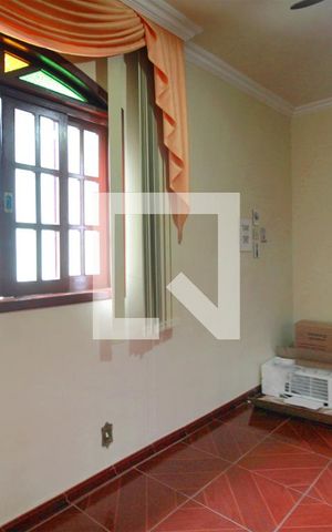 Casa para alugar com 265m², 5 quartos e 2 vagasQuarto 4
