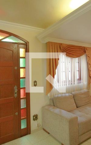 Casa para alugar com 265m², 5 quartos e 2 vagasSala
