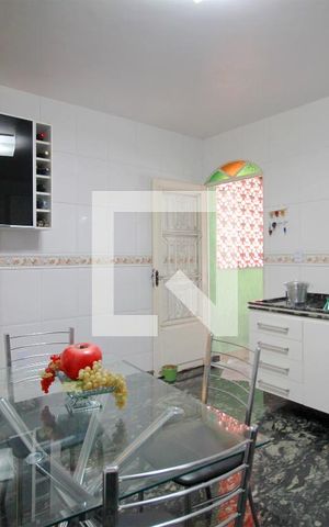 Casa para alugar com 265m², 5 quartos e 2 vagasCozinha