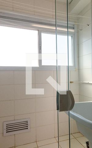 Apartamento à venda com 48m², 2 quartos e 1 vaga Apartamento à venda com 48m², 2 quartos e 1 vagaÁrea de Serviço